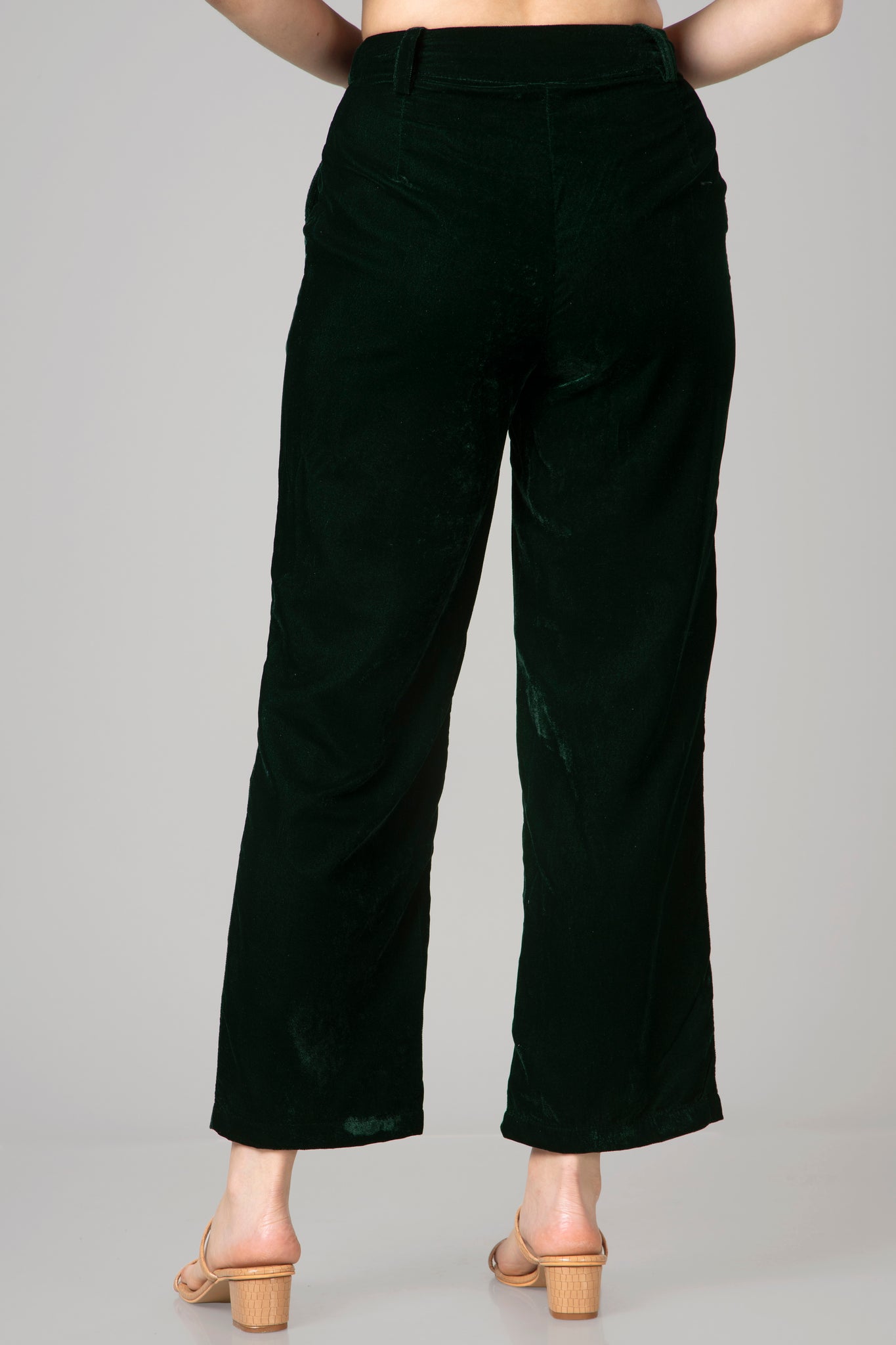 Women Essential Solid Green Velvet Trouser