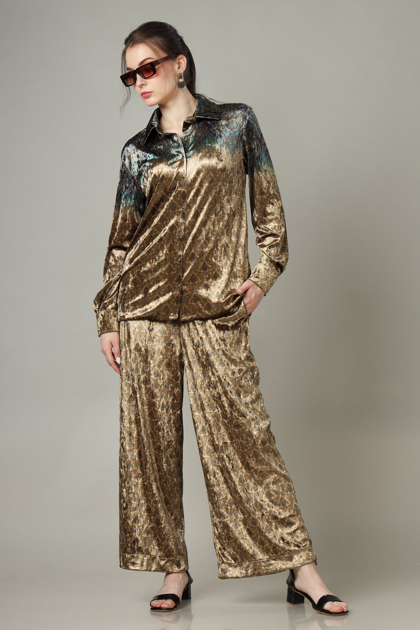 Specially Crafted Designer Velvet Co-Ord Set For Women