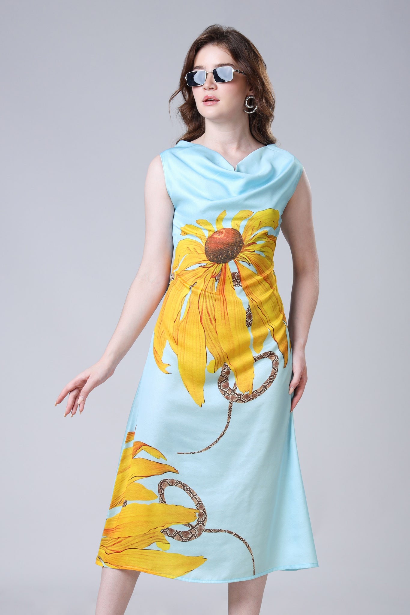 sunflower print midi dress Tutolipy Sunflower Printed Dresses for Women V Neck Midi Dress Long Sleeve Dresses Wedding Guest Holiday Beach Long Dress, 2XL