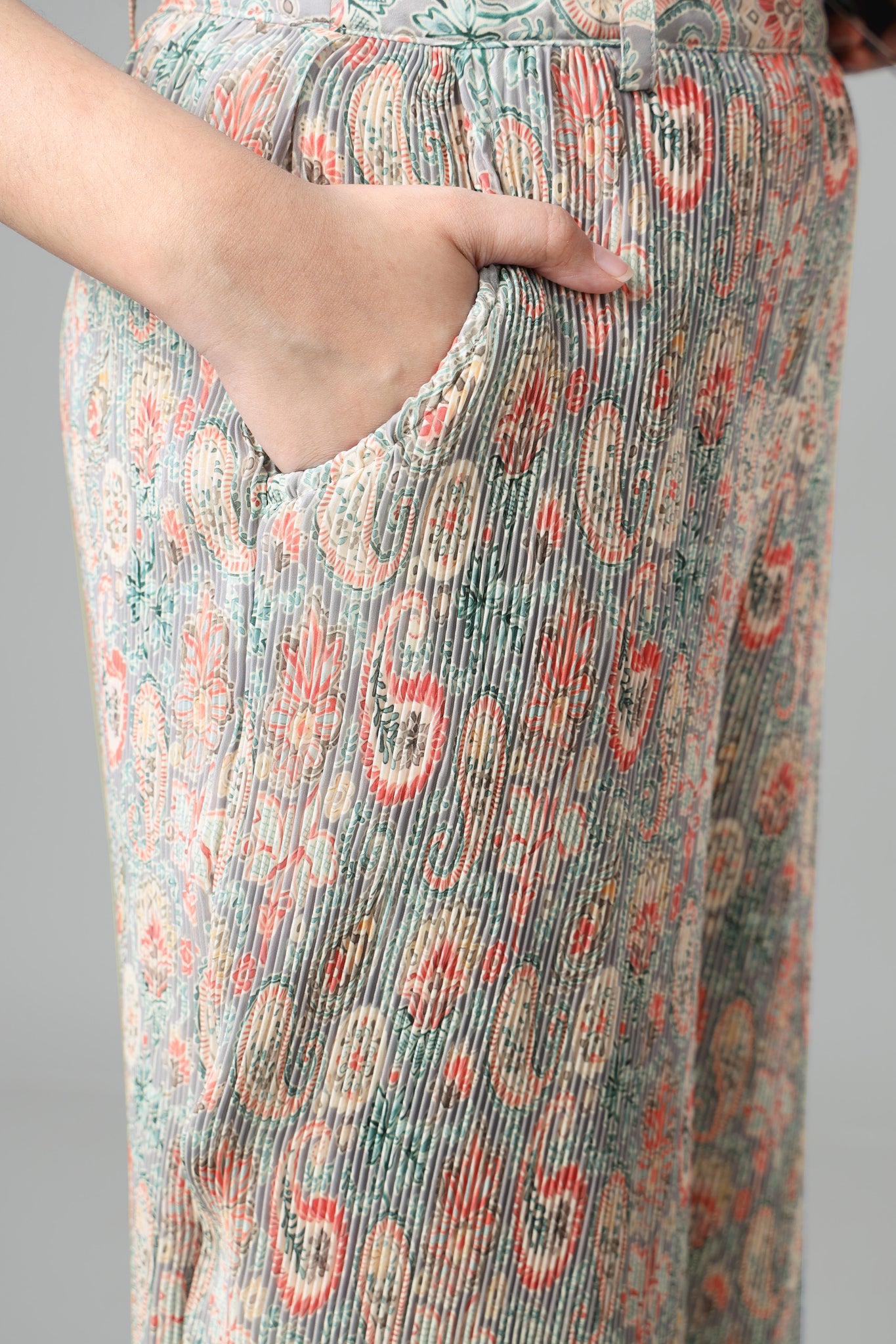Vintage Paisley Pleated Bottom For Girls