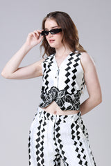 Classic Black And White Floral Top Vest  For Women