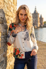 ✈️ Pack Me First - Vacation Luxe Women's Shirt