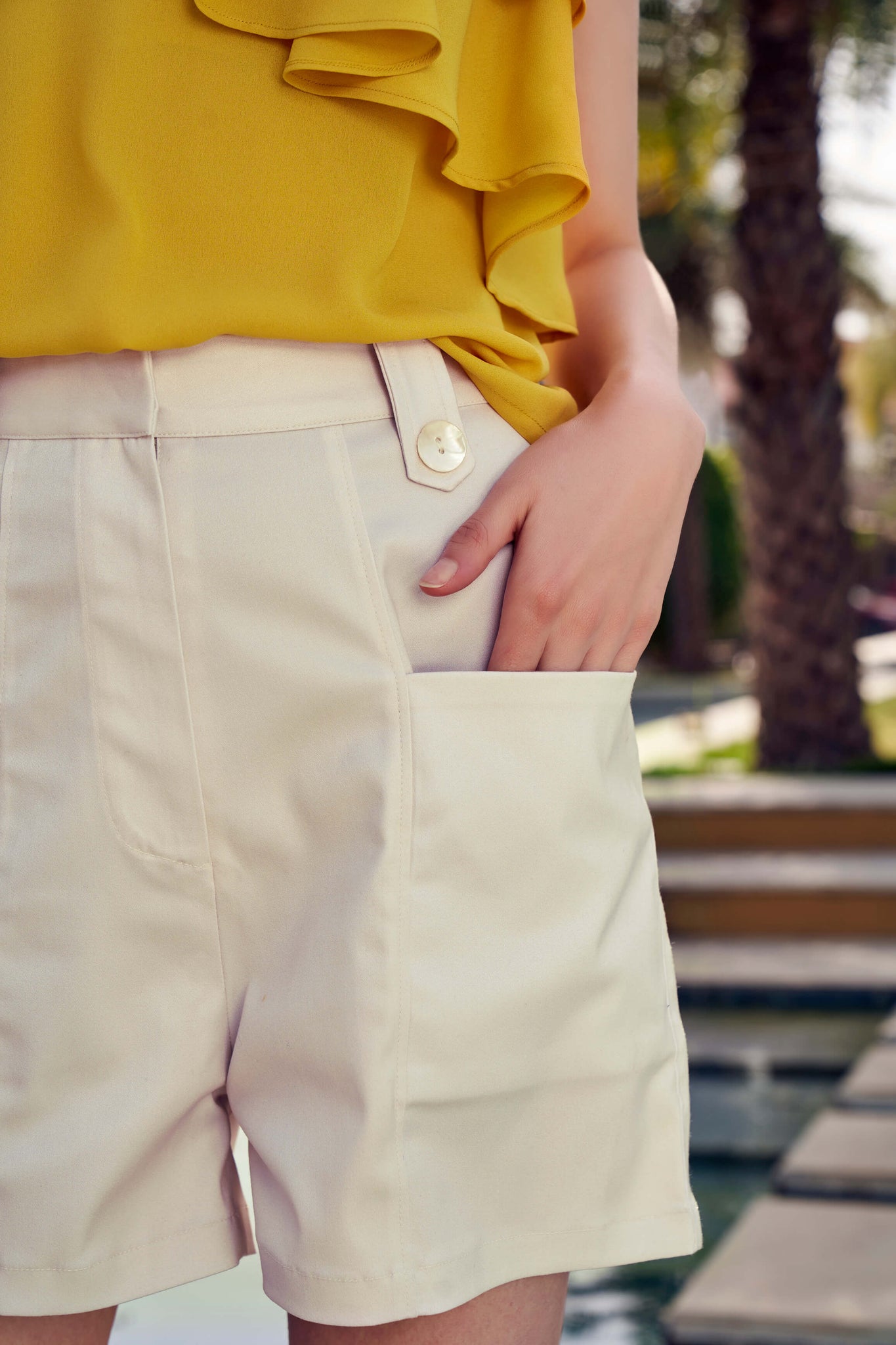 White Front Pocket Regular Shorts