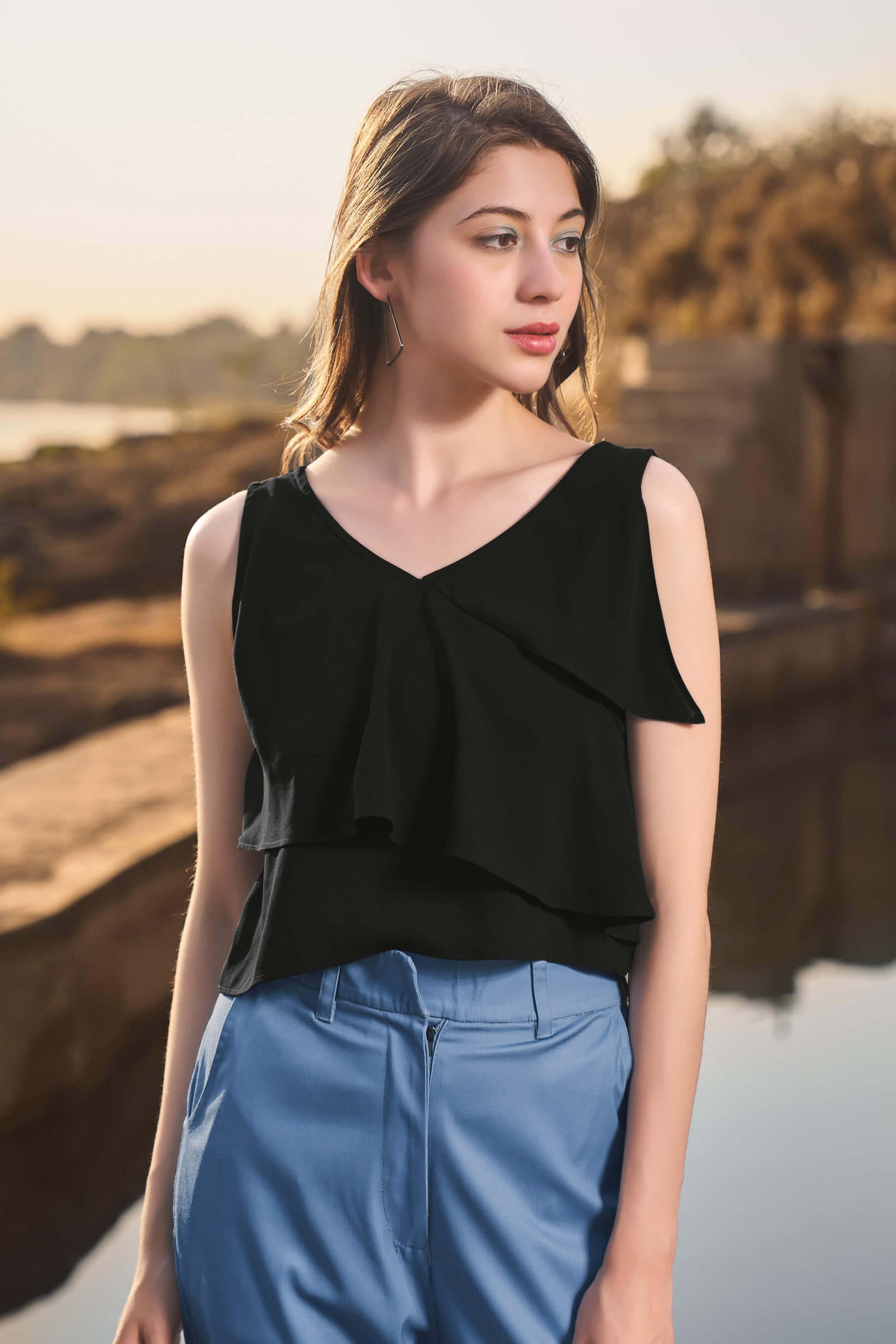 Black Strappy Layered Detailed Back Top - neofaa.com