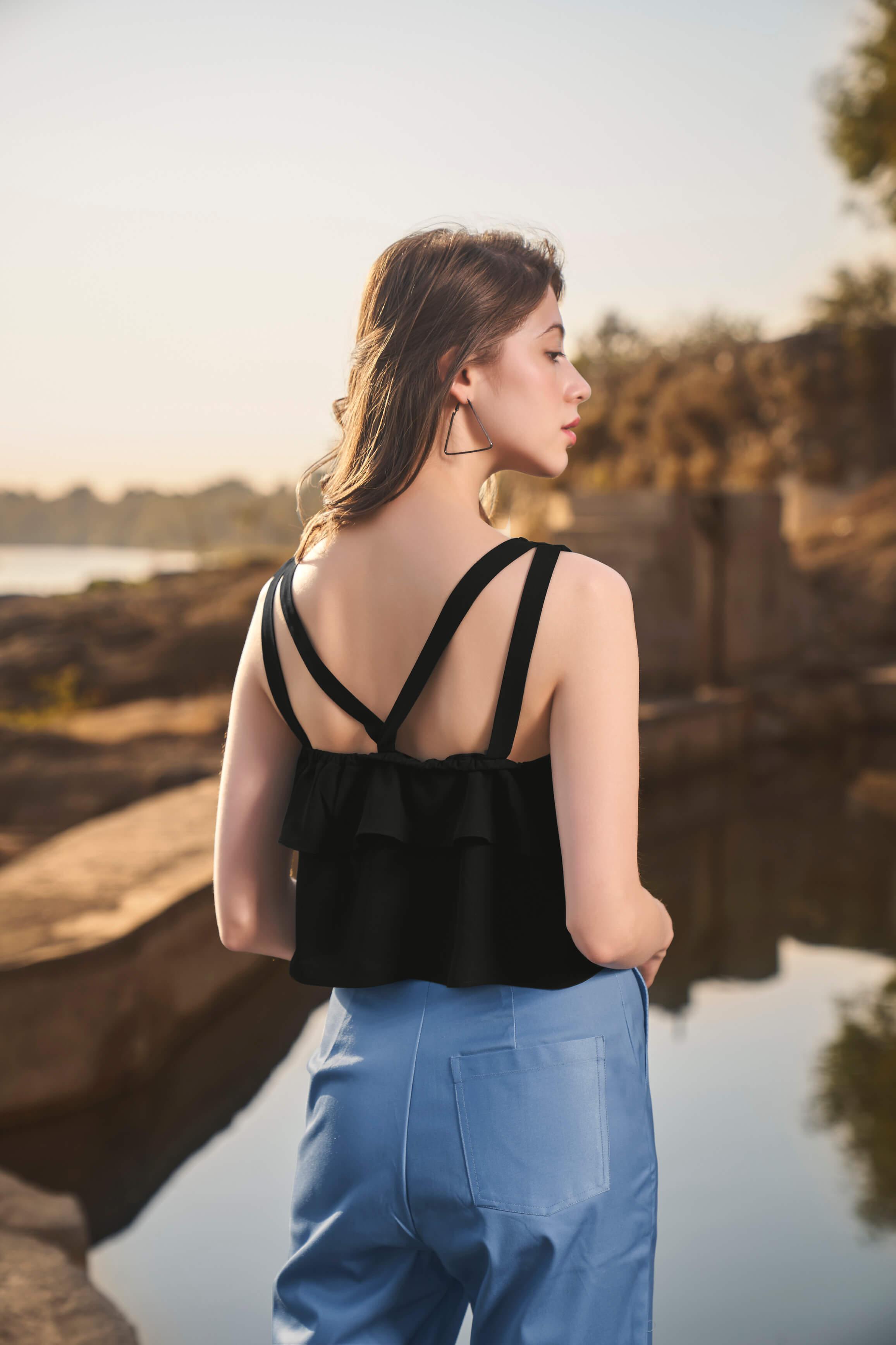 Black Strappy Layered Detailed Back Top - neofaa.com