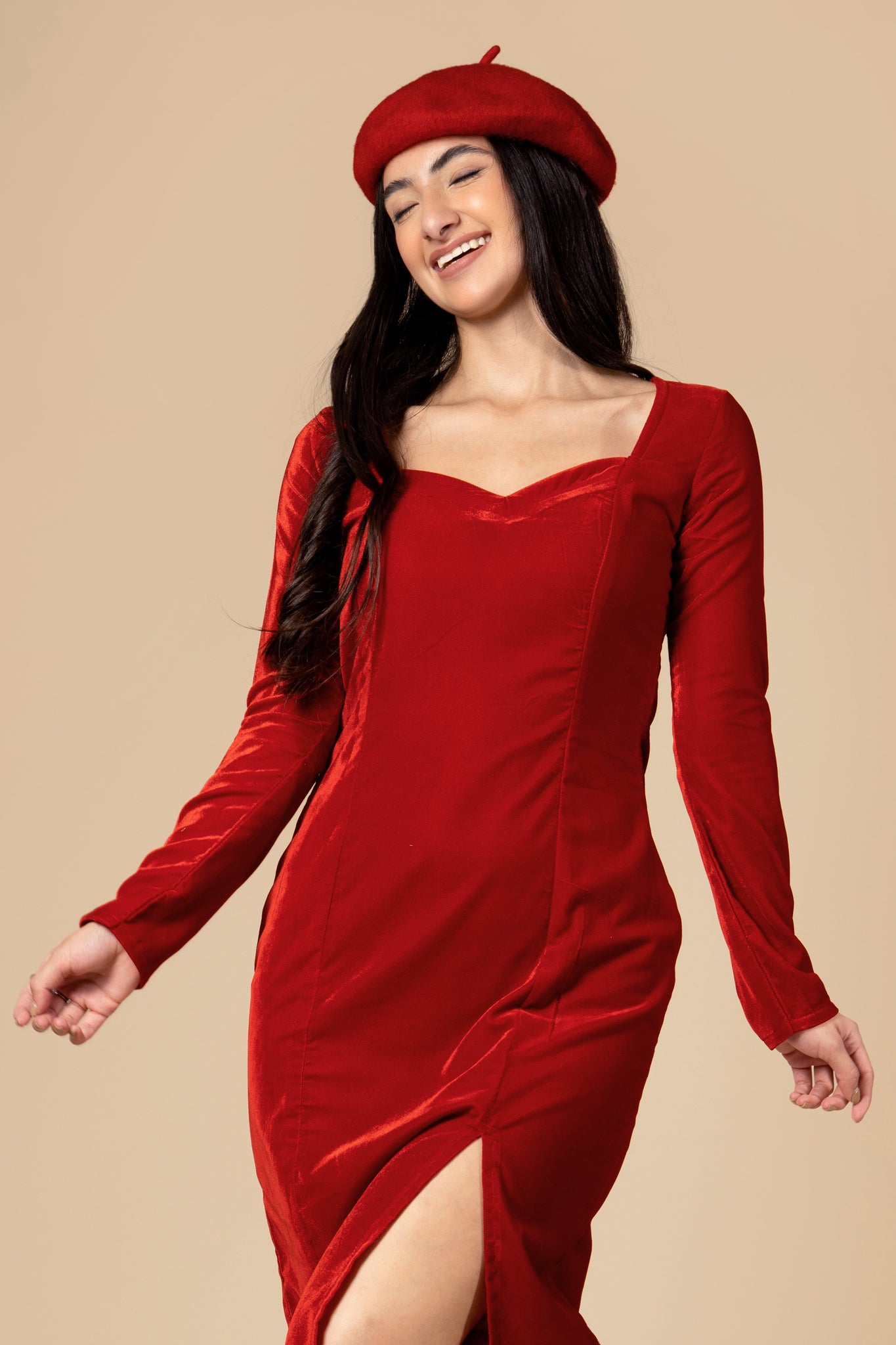 Red Luxurious Velvet Bodycon Dress For Women