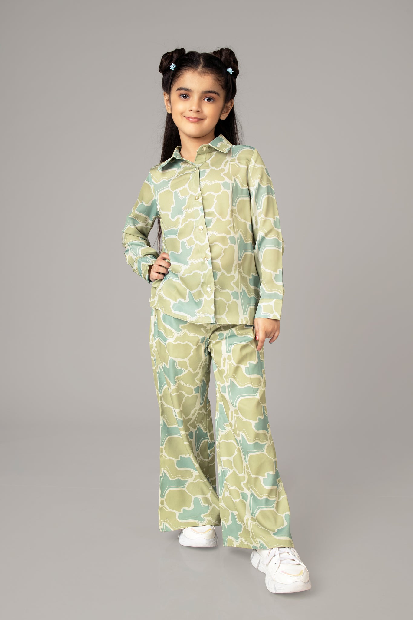 Abstract Notched Collar Co-ord Set For Girls