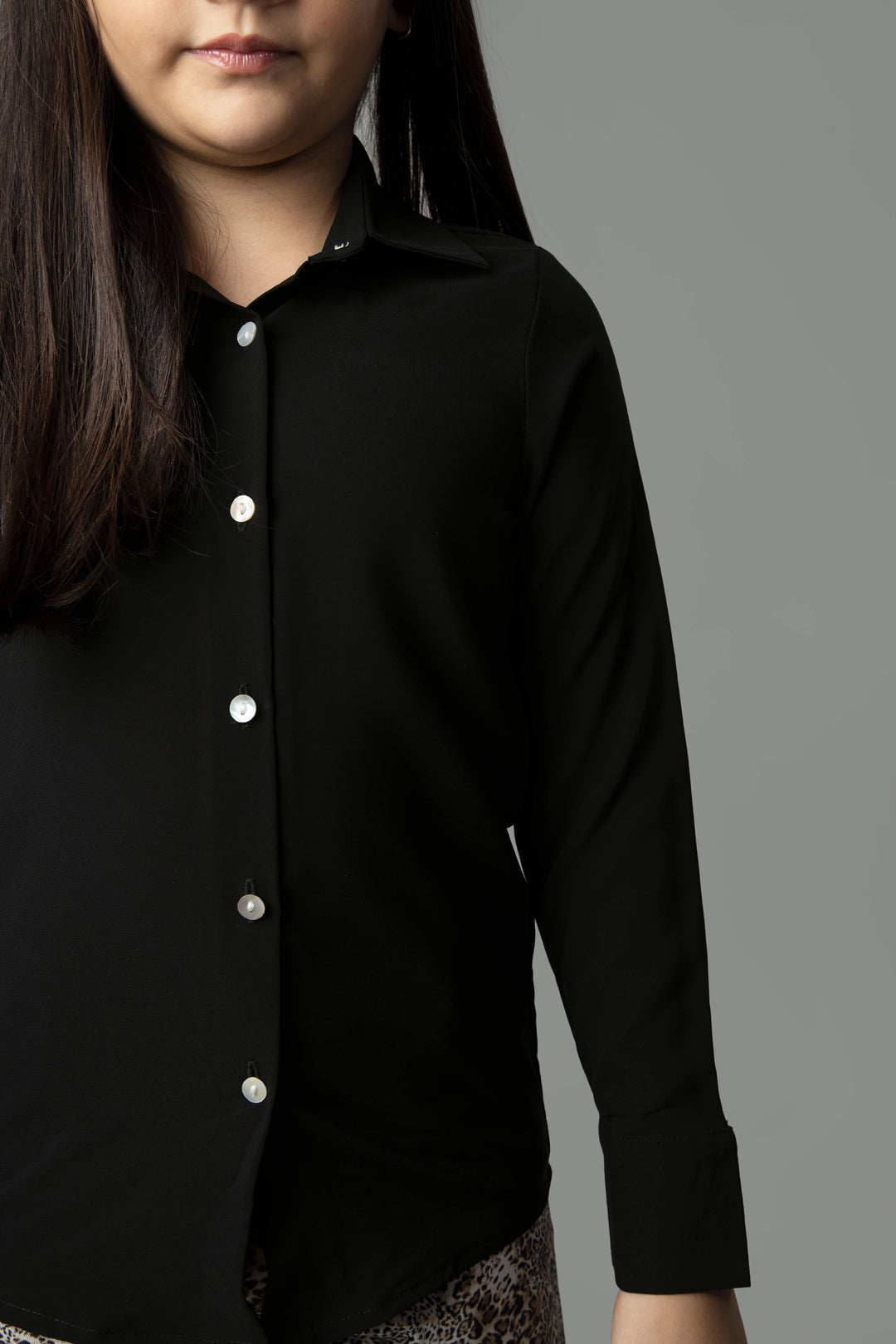 Plain Black Spread Collar Casual Shirt For Girls