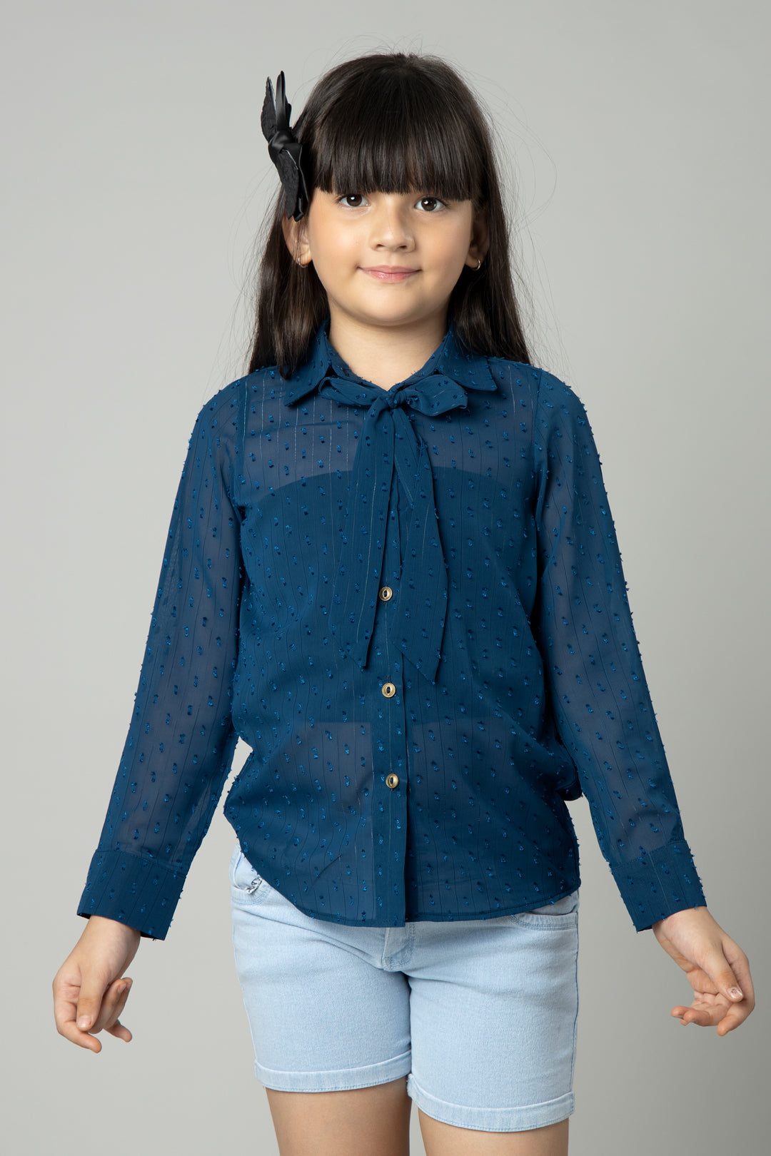 Tie-up Neck Spread Collar Shirt For Girls