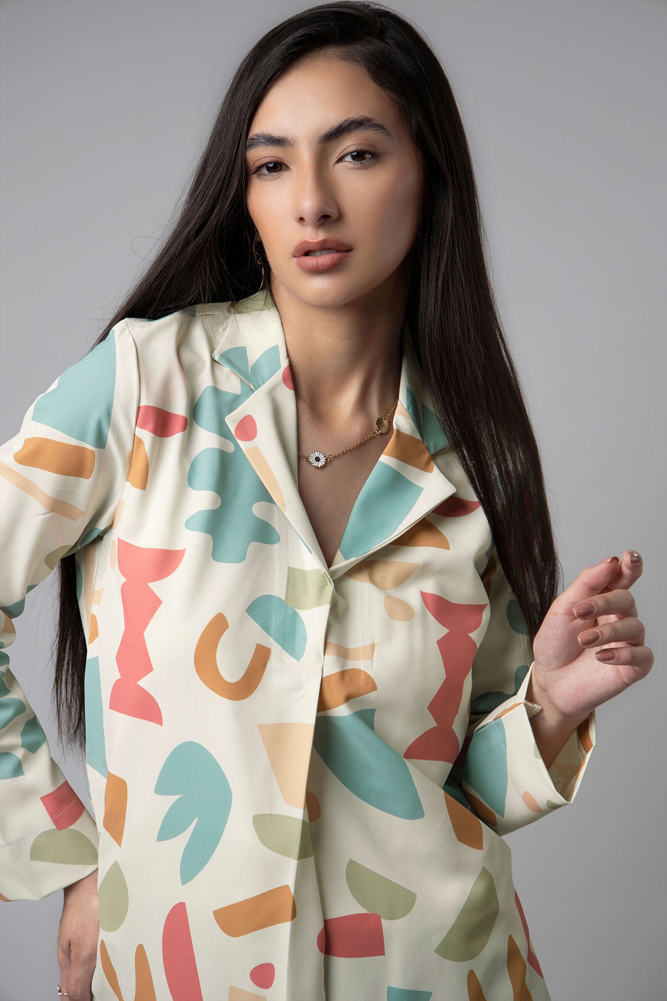 Abstract Notched Collar Top